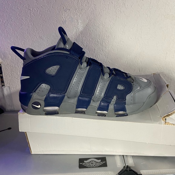Nike Air More Uptempo Retro Georgetown Size 10.5 - Picture 5 of 9